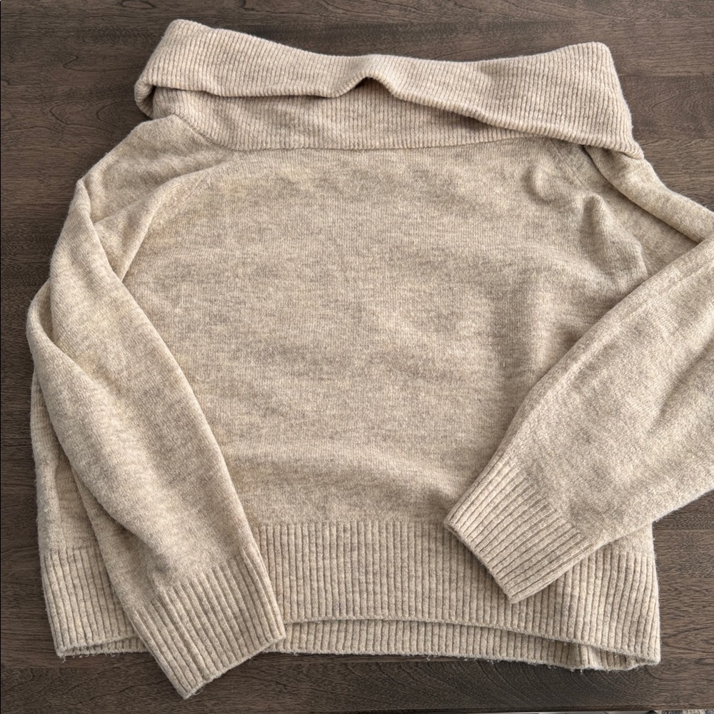 H&M sweater - Picture 6 of 7